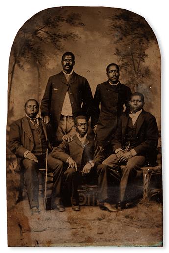 (PHOTOGRAPHY--EARLY AND CASED IMAGES.) Group of men, possibly fraternal, Masons or Odd Fellows.